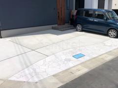 駐車場ガレージ床 土間コンクリート 伸縮目地 乱形石貼り仕上